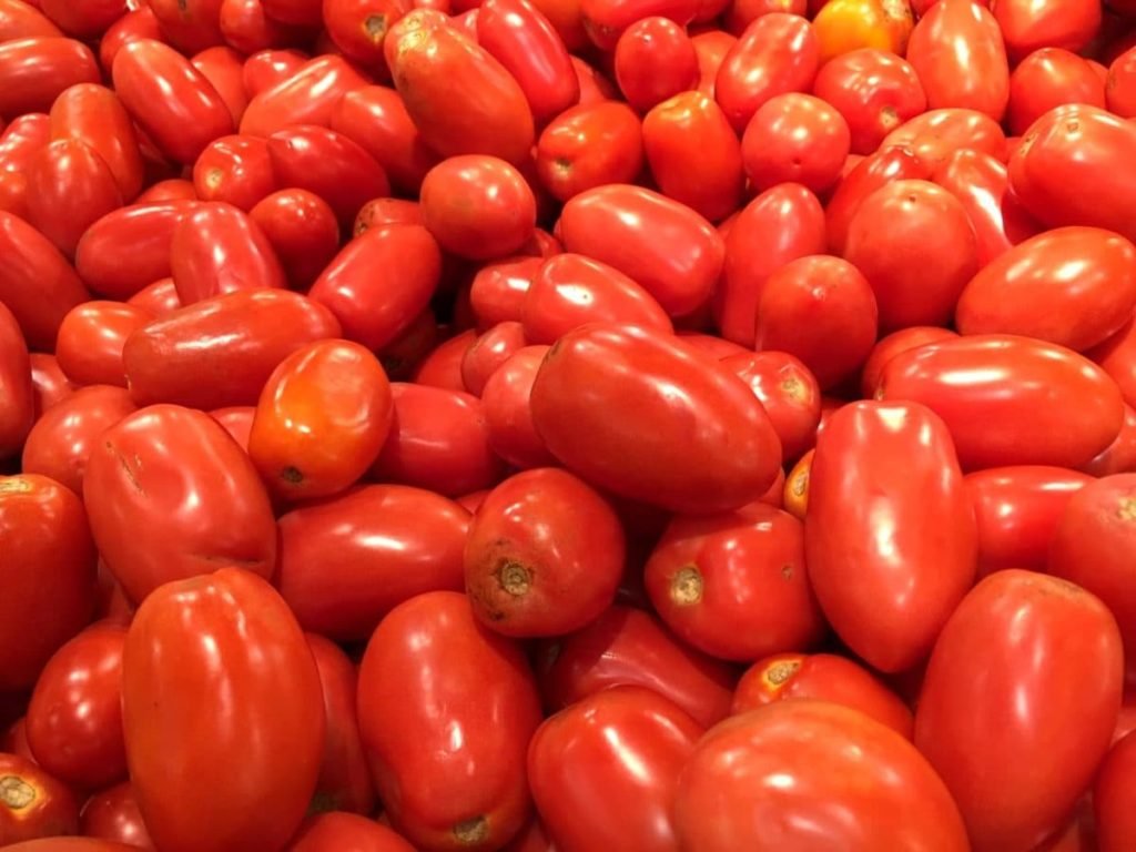 ¿Por qué en la CDMX le dicen “jitomate” y en Mazatlán “tomate”?